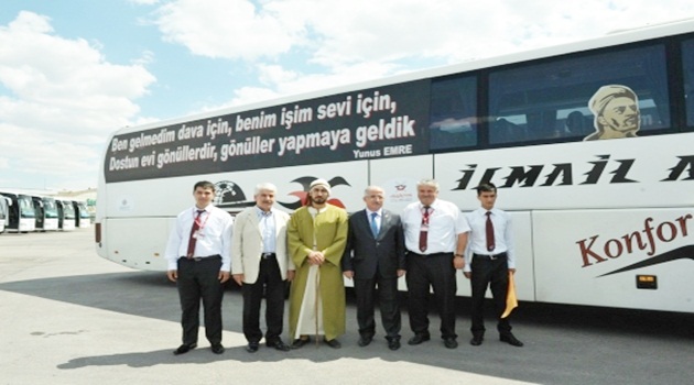 Yunus Emre otobüslerle gönül yolculuğuna çıktı
