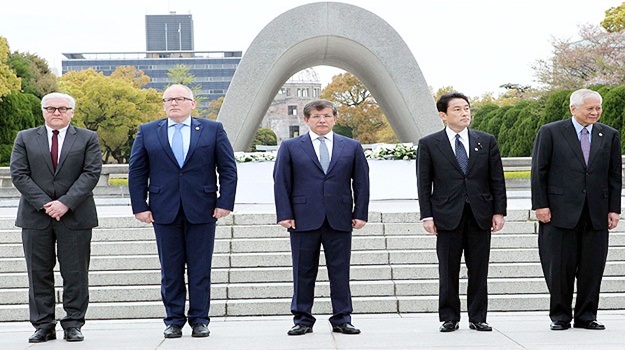Dışişleri Bakanı Davutoğlu Japonya'da