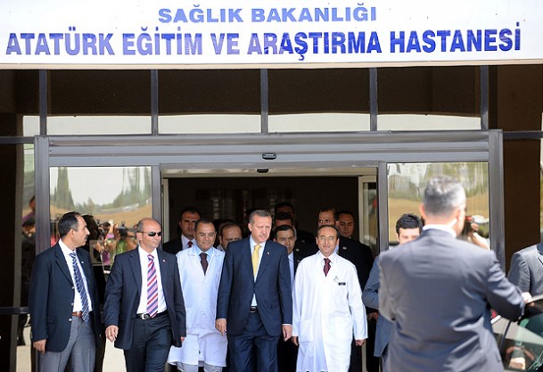 Başbakan Erdoğan Hastane Çıkışı Açıklama Yaptı