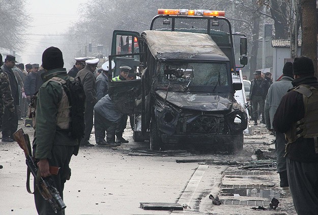 Kabil'de Türk koruma timinin aracına saldırı: 1 şehit