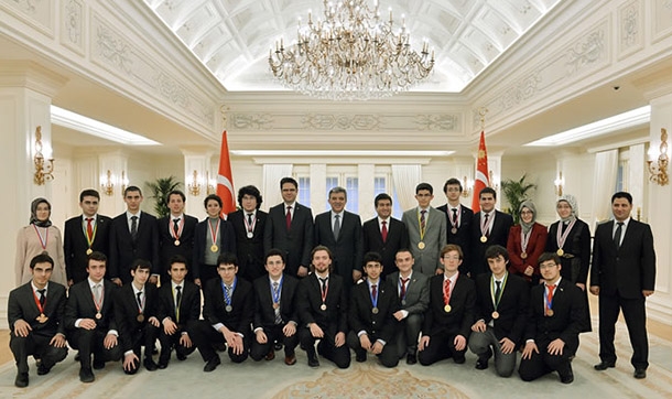 Çankaya Köşkü, Bilim Olimpiyatı'nda dereceye giren öğrencileri ağırladı