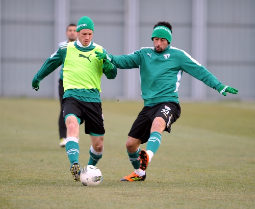 Svensson, Ukrayna'ya transfer oldu