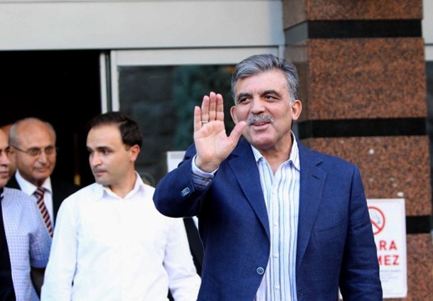 Gül'den doktorlarına teşekkür
