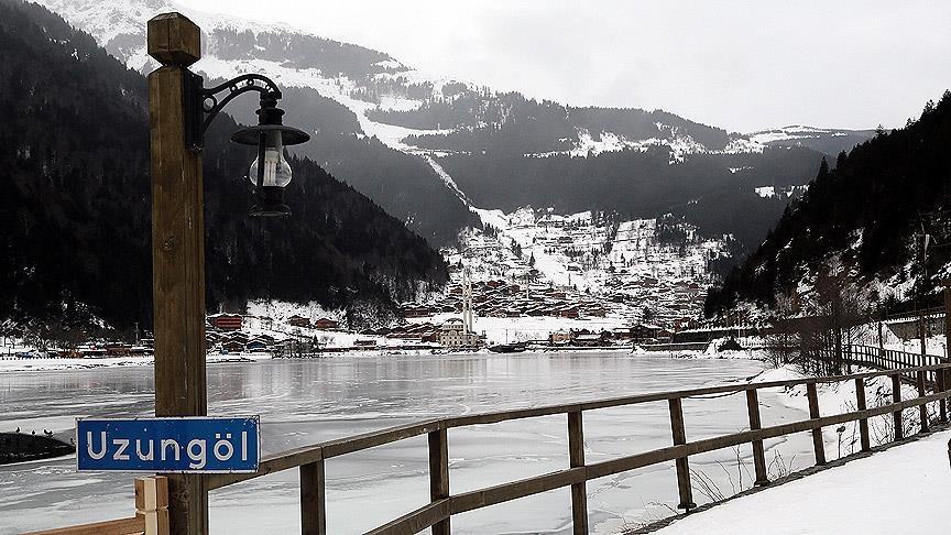 Uzungöl buz tuttu