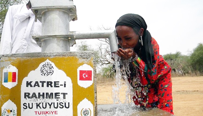 Türkiye Afrika'da 9 milyon kişiye temiz içme suyu sağladı'