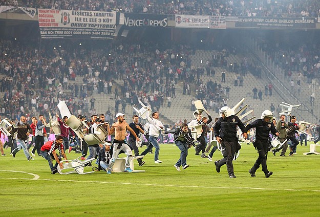 TFF olaylı derbi maçın kararını açıkladı
