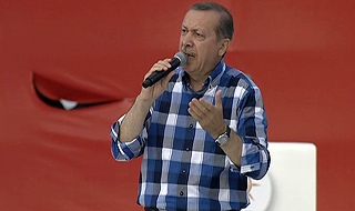 Başbakan Erdoğan, uluslararası medyayı eleştirdi