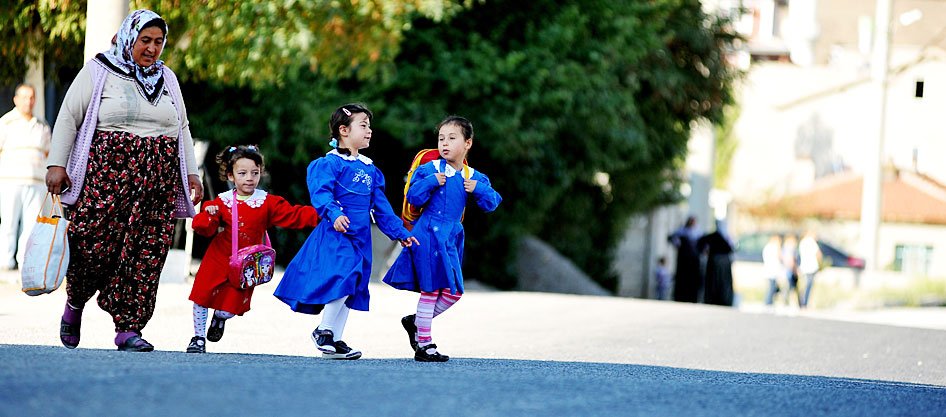 Minikler okulla tanıştı