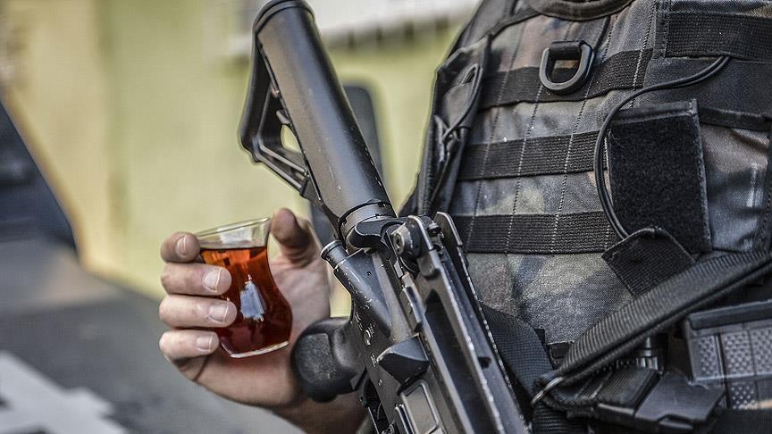 Diyarbakır'daki terör operasyonuna vatandaş desteği