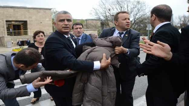 Saldırgan AK Parti'den ihraç edildi