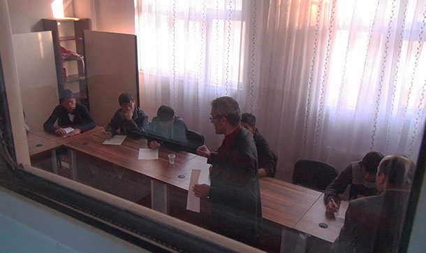 28 Şubat zihniyeti hortladı, öğrenciler sorgu odasına alındı