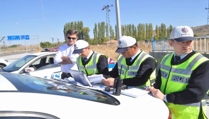 Radara düşen araçlara önce ceza sonra ikram