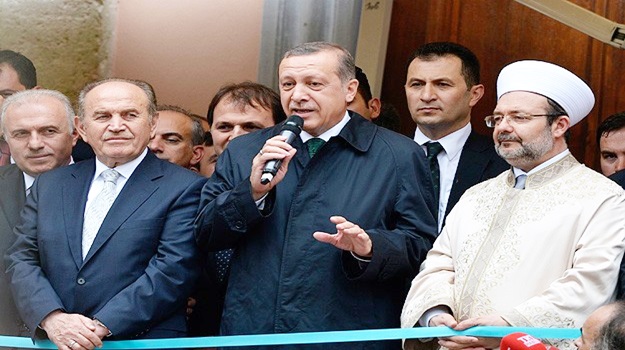 Ortaköy Camisi ibadete açıldı