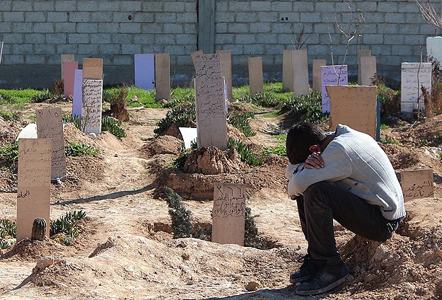 Suriye'de iç savaş 4 yılda 211 bin can aldı