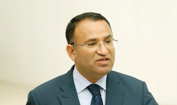 Adalet Bakanı Bozdağ: 3 bin 500 hakim savcı alımı için aralıkta sınav yapılacak