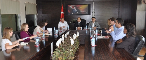ABD'li bir grup Gaziantep'e gelerek, Suriye hakkında bilgi aldı