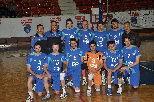 Adana Beyzaspor Voleybol takımı play-off'a kaldı