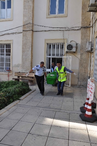 Adliyenin tuvaletinde erkek cesedi bulundu