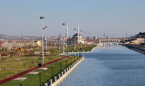 Afyonkarahisar Belediyesi, Akarçay'a 400 bin liralık gemi alacak
