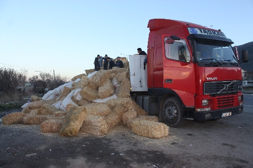 Afyonkarahisar'da 400 kilo esrar ele geçirildi