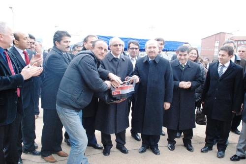 AİBÜ Çok Amaçlı Spor Salonu'nun temeli atıldı