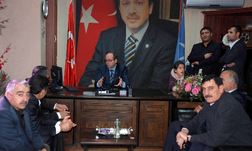 AK Parti Diyarbakır İl Başkanlığı'na getirilen Altac görevine başladı