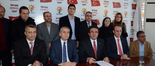 AK Partili Zeybekci, CHP'li Keskin ve Tezcan'ı ağır şekilde eleştirdi
