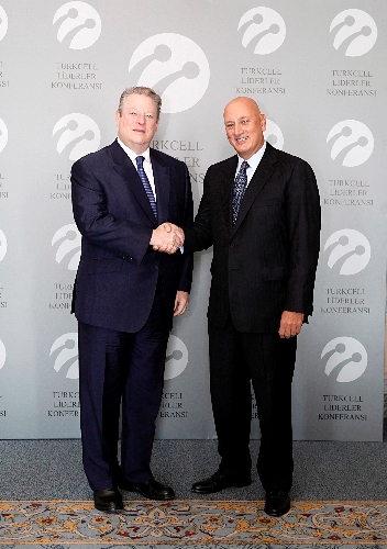 Al Gore'dan Türkiye ekonomisine övgü