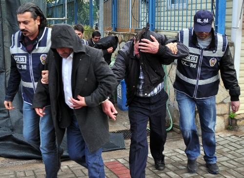 Alanya'da esrar operasyonu: 4 gözaltı