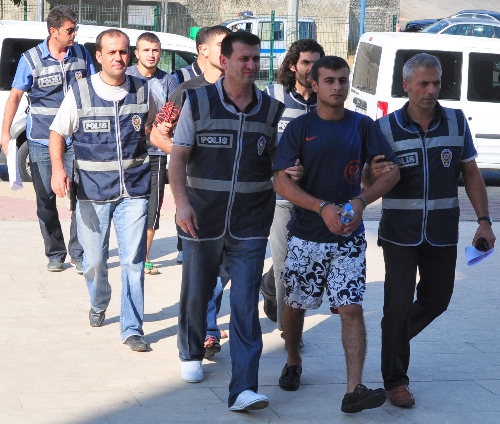Alanya'da hırsızlık şebekesi çökertildi