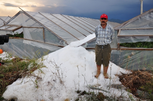 Alanya'yı hortum, sağanak yağış ve heyelandan sonra dolu vurdu