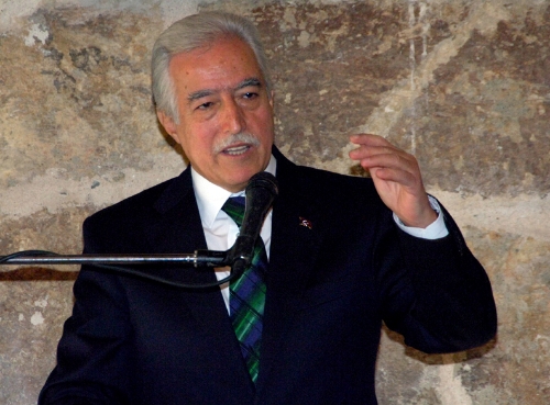 Aldırmaz: Eskileri yıkıp yerine sadece bina dikerek kentsel dönüşüm olmaz
