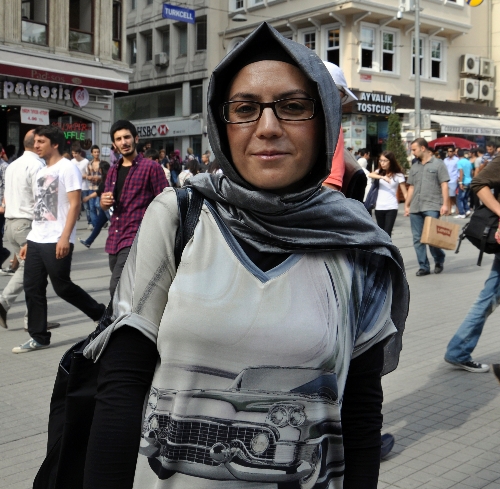 Ali Bayramoğlu'ndan bayan gazeteciye hakaret