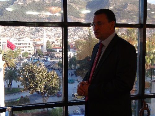 Antakya Belediye Başkanı Savaş: Büyükşehir Hatay'ı bütünleştirecek