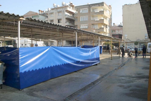 Antakya'da 28 noktada kurban kesim merkezleri oluşturuyor