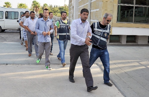 Antalya'da uyuşturucu operasyonu: 14 gözaltı