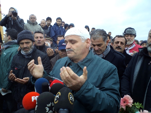 Arama çalışmalarına dualarla destek oldular