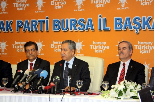 Arınç: Başbakan'ın kuvvetler ayrılığı eleştirisinde en büyük pay Danıştay'ın
