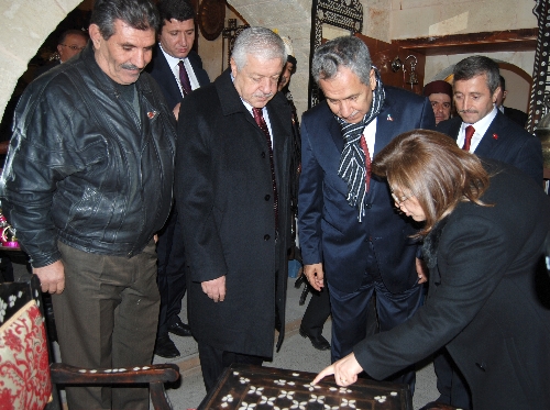 Arınç: Son 60 yılda yapılanın 10 misli kadar vakıf eseri restore ettik