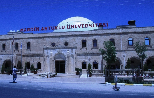 Artuklu Üniversitesi'nde Kürtçe kursu açılıyor