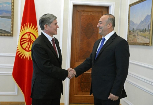 Atambayev, Çavuşoğlu'nu kabul etti