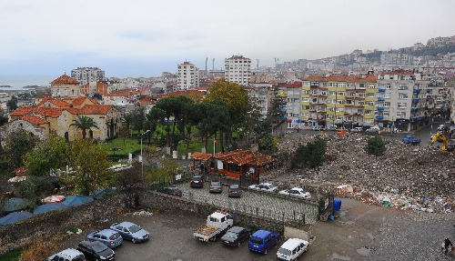 Ayasofya'da son binalar yıkıldı, sıra peyzaj düzenlemesinde