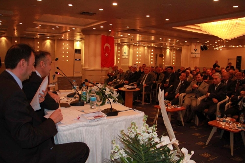 Aydınlar Ocağı Genel Başkanı Erkal: Türksüz bir anayasa olamaz