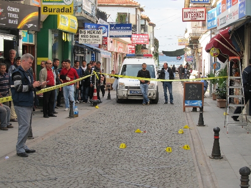 Ayvalık'ta bir işyerine silahlı saldırı yapıldı