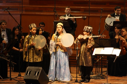 Azerbaycan-İtalya ilişkilerinin 20. yılında düzenlenen konser büyük ilgi gördü