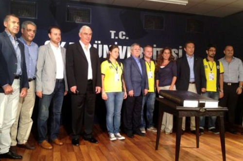 Aziz Yıldırım, 1907 Fenerbahçe Derneği'nin olağan toplantısına katıldı