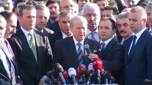 Bahçeli: Taviz politikasına karşı Başbuğ ile görüşmemiz normal
