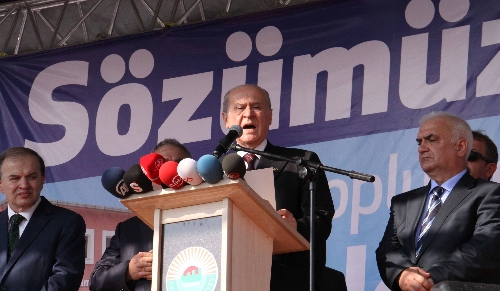 Bahçeli: Top atana gül atmamız akla ve mantığa ihanettir