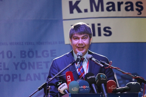 Bakan Çelik: Anamuhalefet insanlıktan utanılacak ırkçı ifadeler kullanıyor