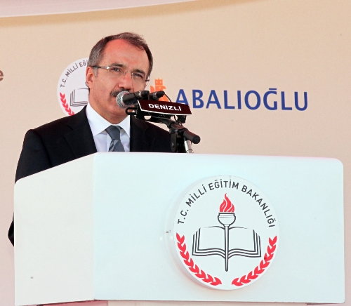 Bakan Dinçer: Türkiye'nin eğitim açığını kapatacağız